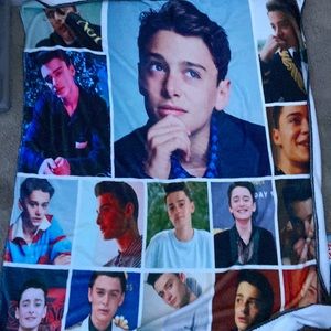 Noah Schnapp Celebrity Blanket